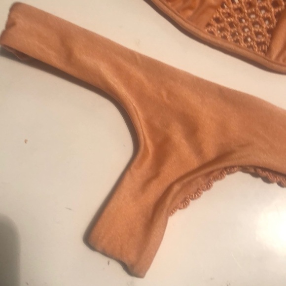 Luli Fama Bikini - Picture 3 of 6